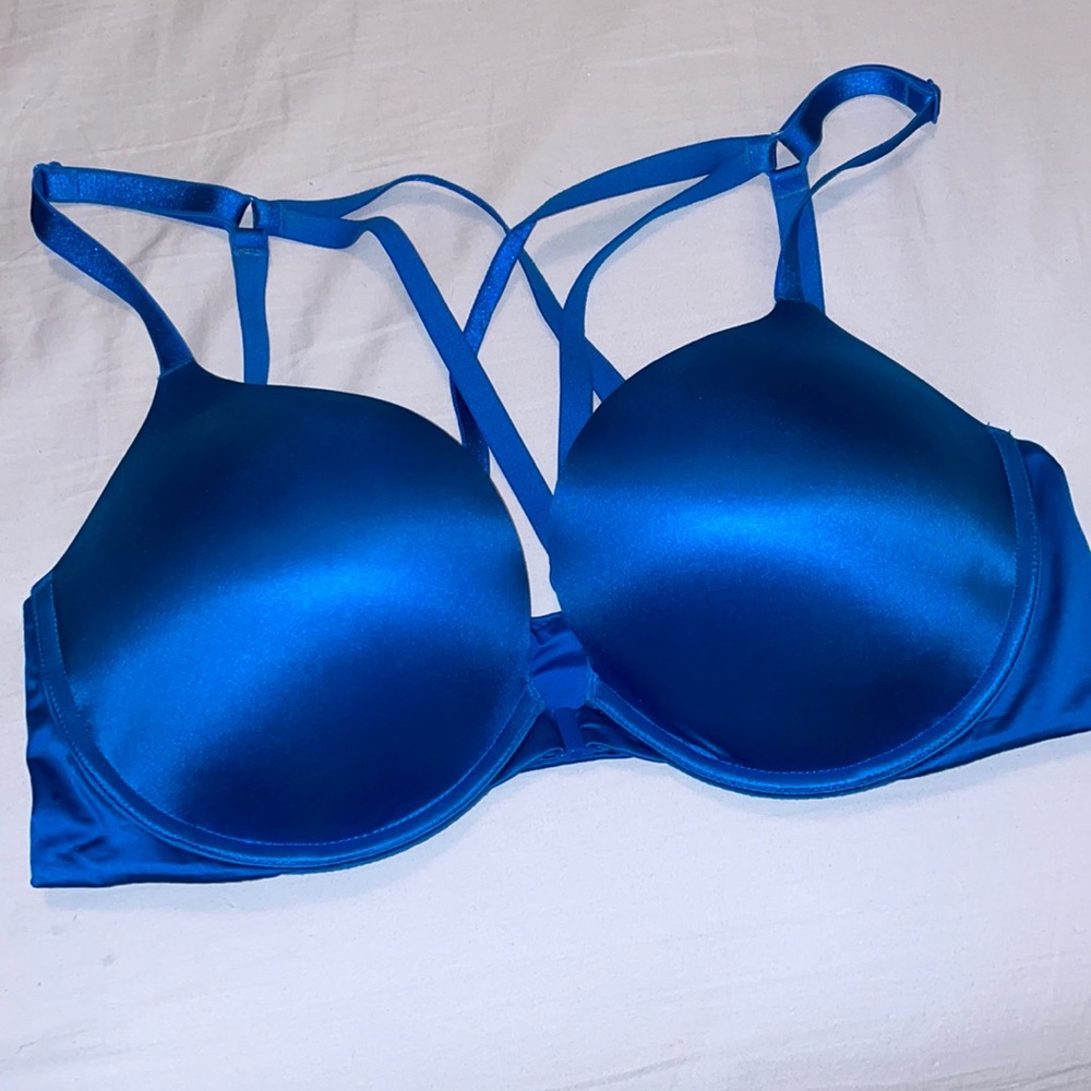 Victoria’s Secret Very Sexy Push Up Bra 38D